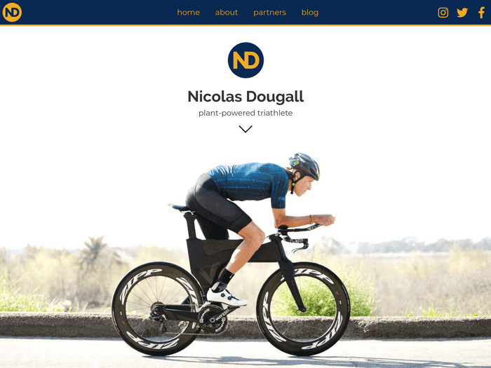 Screenshot of nicdougall.com